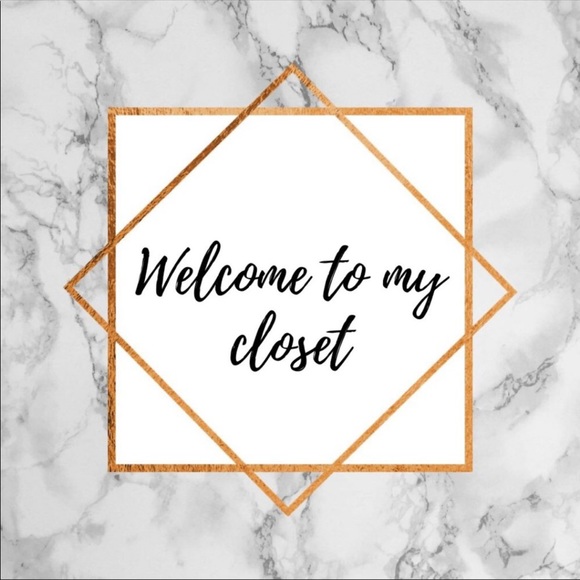 Welcome to my closet ✨ - Picture 1 of 1